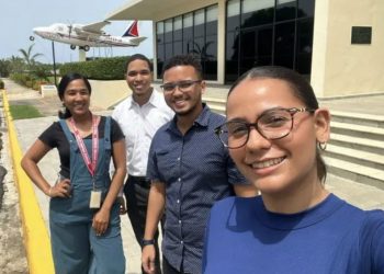 Cuatro dominicanos ganan competencia internacional de innovación aérea