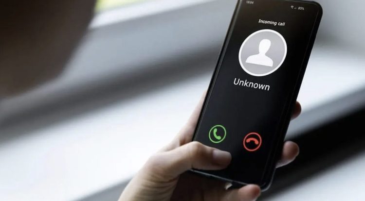 Denuncian intentos de estafa en WhatsApp con imagen del alcalde de Sosúa