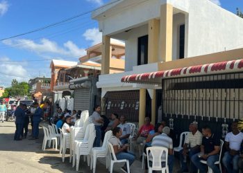 Capitán retirado mata a su esposa, a un hijo y a su nuera en Santo Domingo Este