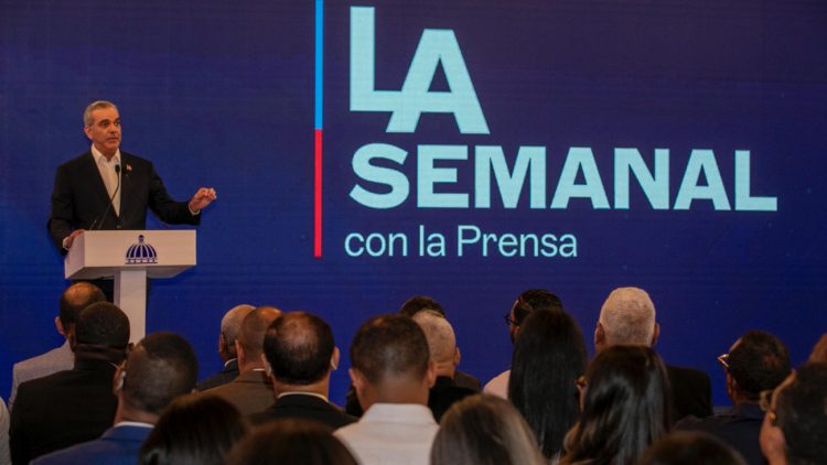 Abinader reafirma compromiso con el desarrollo y presenta metas al 2028