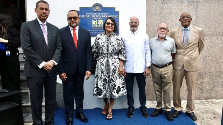 Indotel cambia el nombre del edificio del Centro Cultural a “René del Risco Bermúdez”