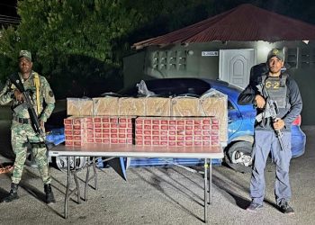 Detienen a un médico con 80 mil cigarrillos de contrabando en San Juan de la Maguana