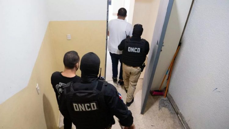 RD extradita dos ciudadanos a EEUU por narcotráfico y fraude