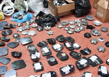 Desmantelan centro de piezas robadas en Villa Consuelo