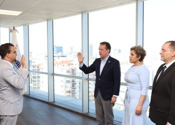 Nuevo director ejecutivo asume liderazgo en ProCompetencia