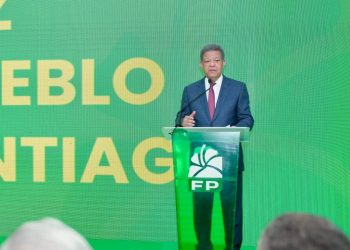 Leonel invita a Abinader a un encuentro para discutir la situación del país