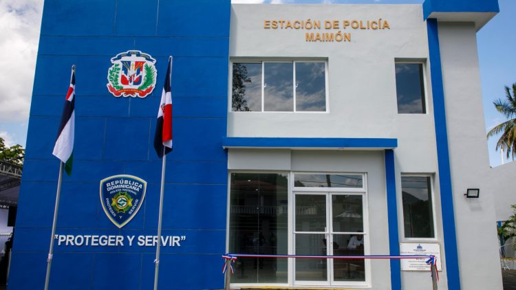 Abinader inaugura destacamento policial para más seguridad ciudadana