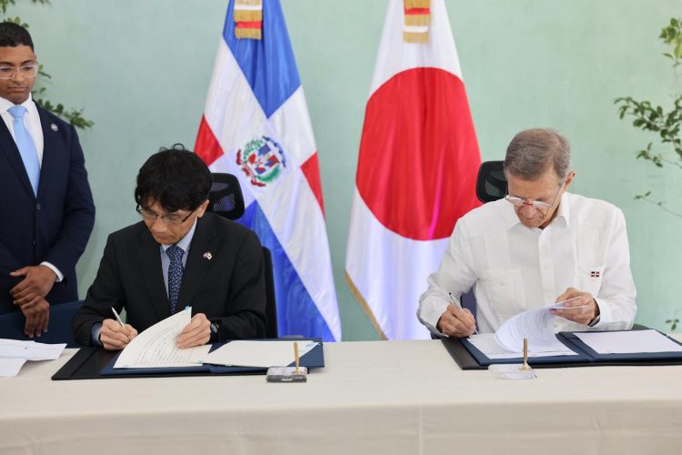 RD firma canje de notas diplomáticas con Japón para acceder a cooperación de US$70 millones