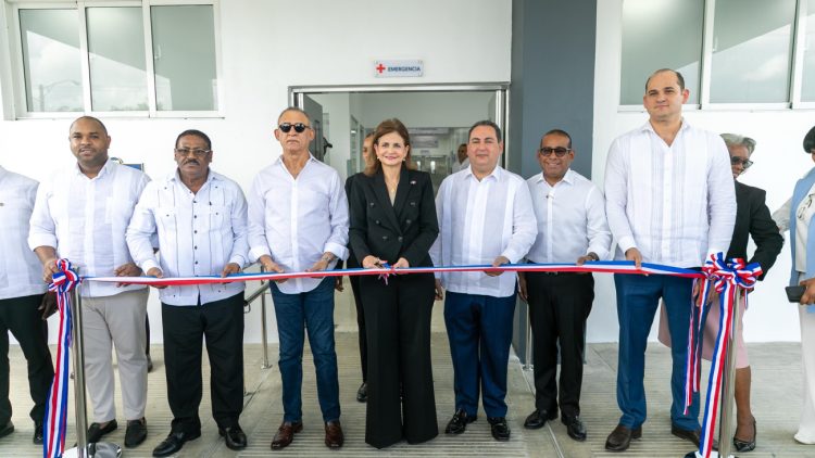 Raquel Peña inaugura ampliación de la Emergencia del Hospital Doctor Jacinto Mañón