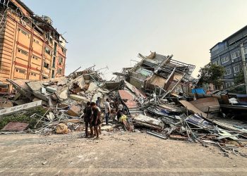 Más de 1,000 muertos y 2,376 heridos tras el terremoto en Birmania