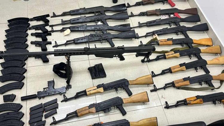 Decomisan arsenal de armas de asalto enviadas desde EEUU a Haití