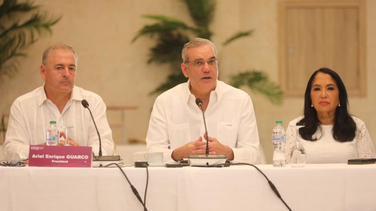 Abinader dice cree firmemente en el poder de las cooperativas para transformar comunidades