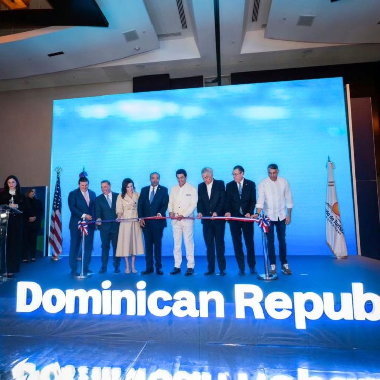 David Collado inaugura Trade Show en Miami para garantizar llegada de más turistas a RD