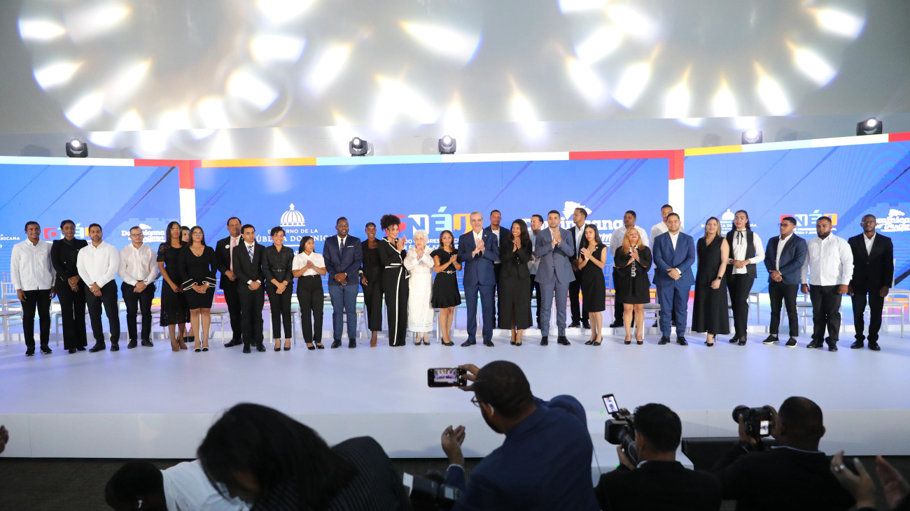 Presidente Abinader encabeza apertura del Segundo Congreso Nacional de Ética y Juventud

