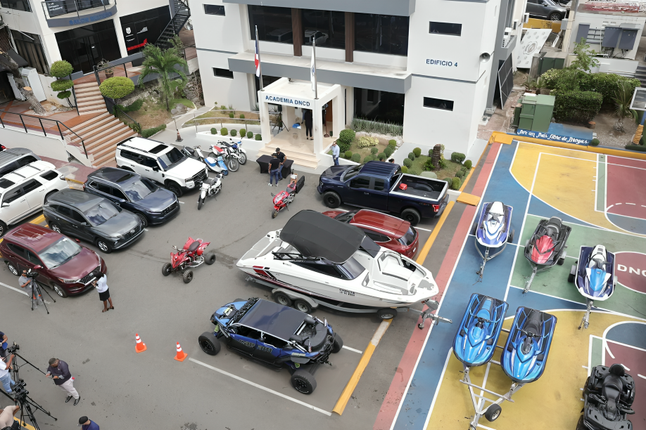 Red de narcotráfico en Baní pierde más de RD$70 millones ocupados en bienes, vehículos y joyas