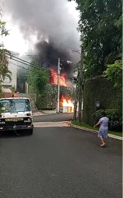 Padre e hijo mueren tras explosión de un tanque de gasoil en Arroyo Hondo