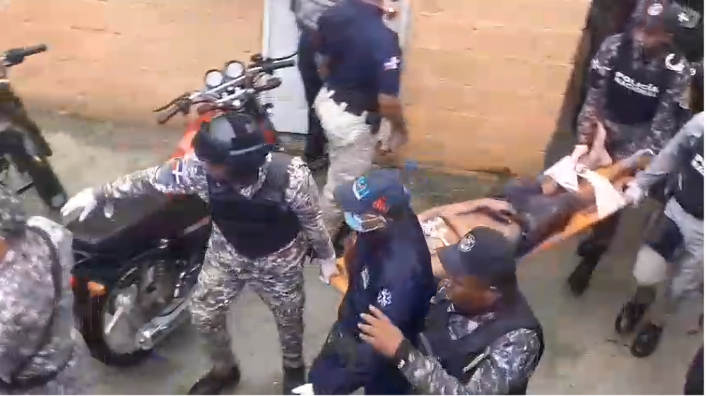 Violencia letal: Hombre asesina a su pareja y luego intenta suicidarse en Santo Domingo