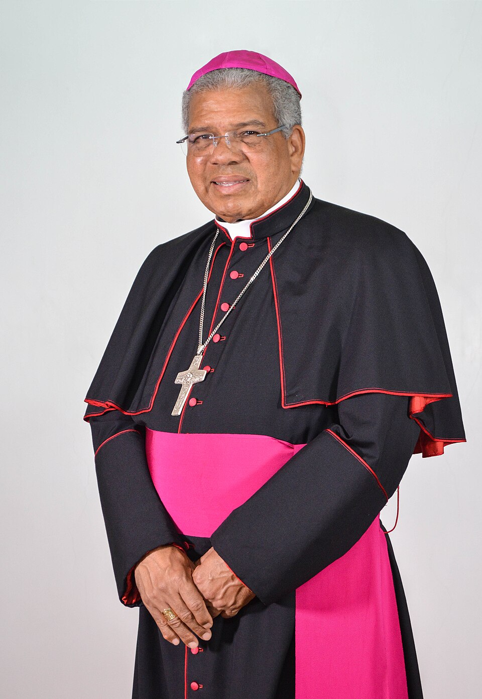 Vaticano confirma la destitución de Francisco Ozoria como arzobispo de Santo Domingo