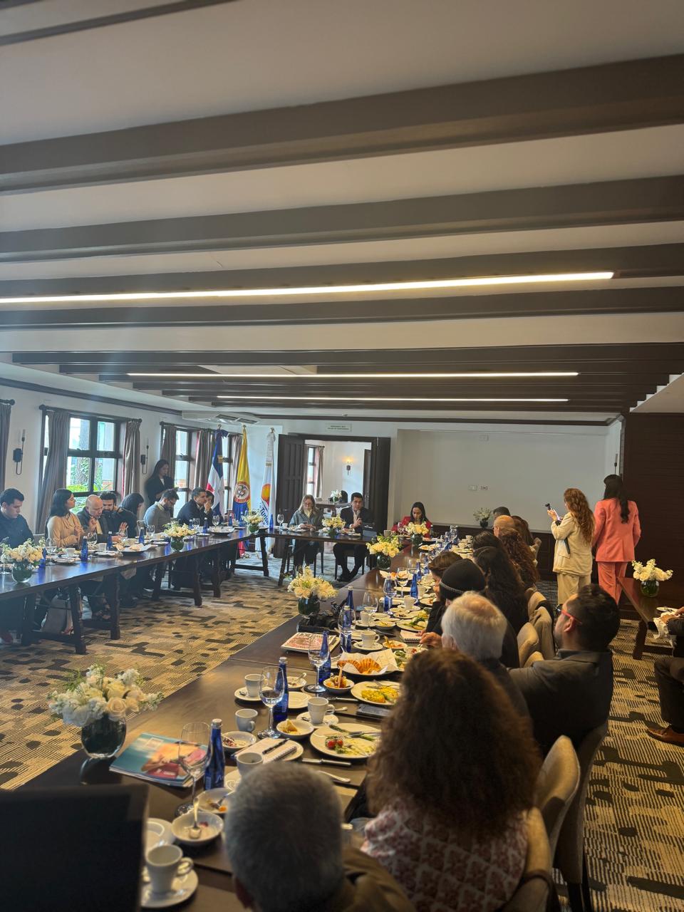 Ministro de Turismo, David Collado, inicia el evento "Meet in Paradise" en Colombia