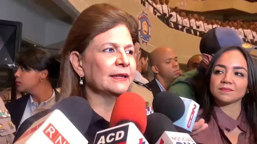 Raquel Peña anuncia que el apagón nacional fue solucionado en tiempo récord