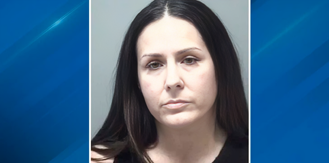 ¡Escándalo!: Mujer queda embarazada de menor y enfrenta la justicia