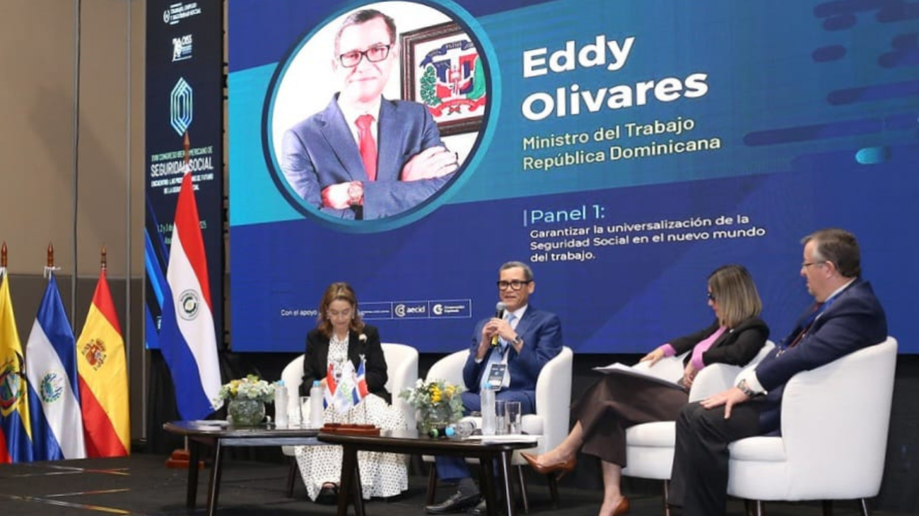Eddy Olivares dice que se aprobará el Código de Trabajo y luego la reforma de la seguridad social