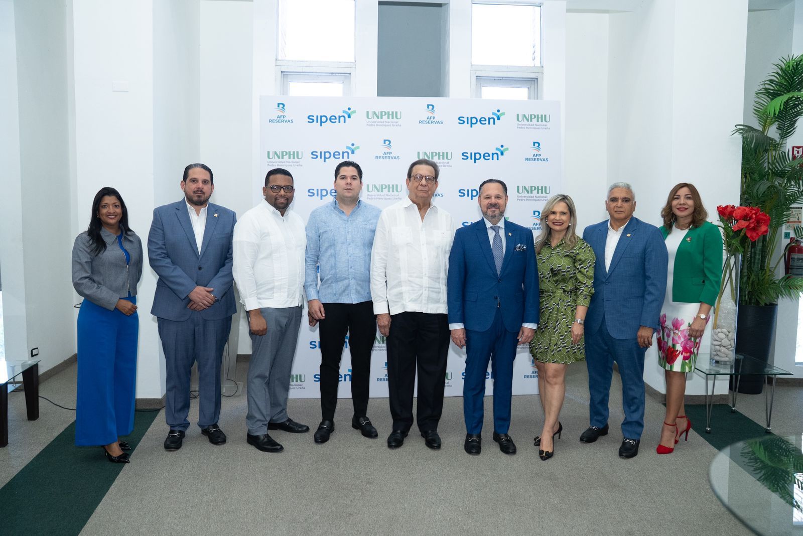 UNPHU y AFP Reservas forman a nuevos líderes del sistema de pensiones con diplomado RITA