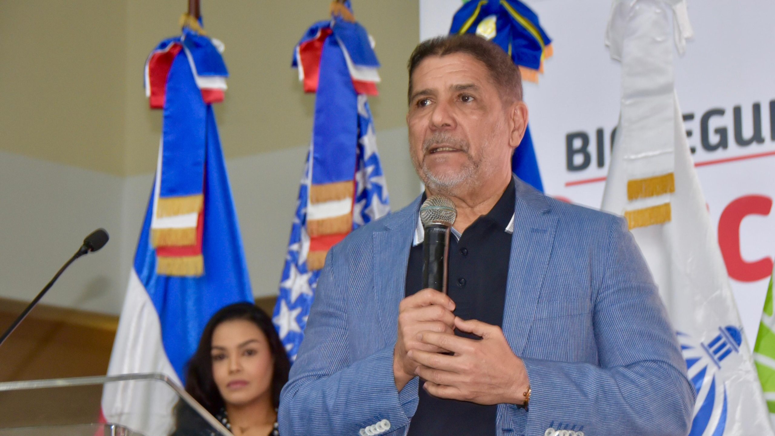 Ministro de Agricultura garantiza abundancia de productos agropecuarios para las festividades navideñas