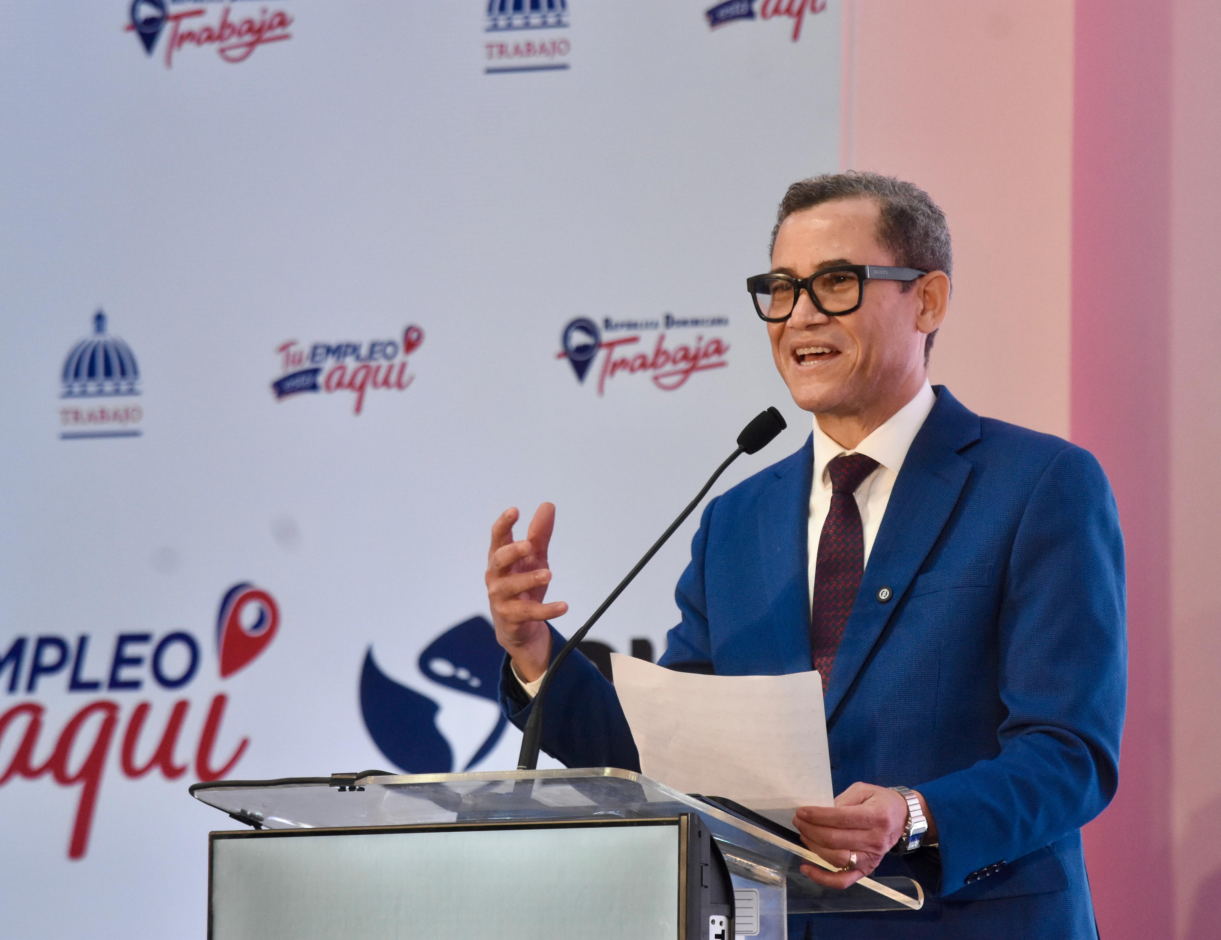 Eddy Olivares asegura que el empleo formal es la prioridad del Ministerio de Trabajo