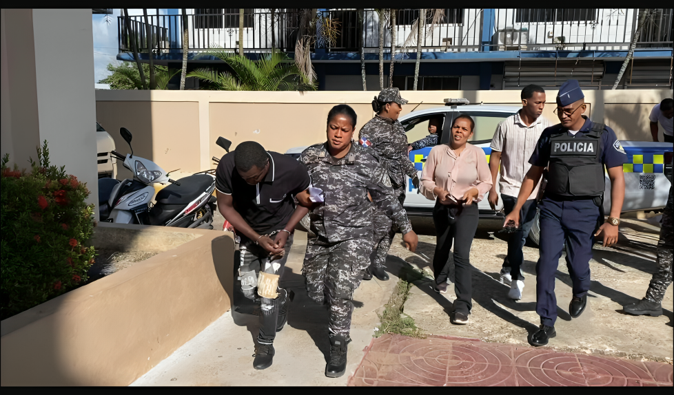 Tres meses de cárcel preventiva para hombre que mató a su pareja en Monte Plata