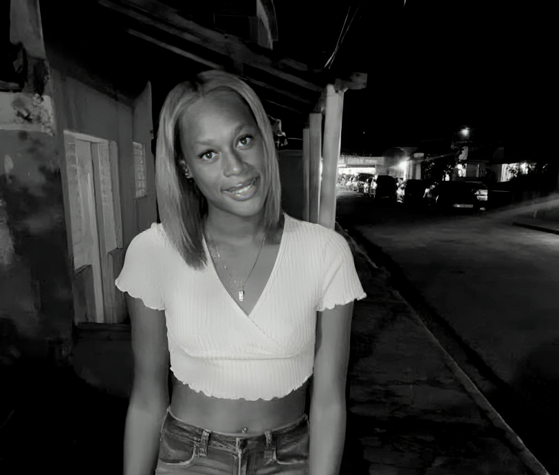 Tragedia en Sabana de la Mar: Joven muere tras impactar con camión