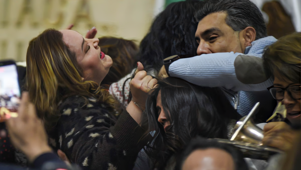 Escándalo en el Congreso: Diputadas protagonizan pelea a golpes en México