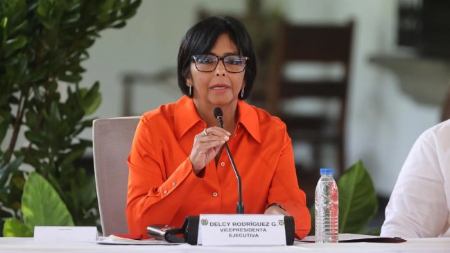 Vicepresidenta venezolana asegura que se desconoce el paradero de Maduro y exige prueba de vida