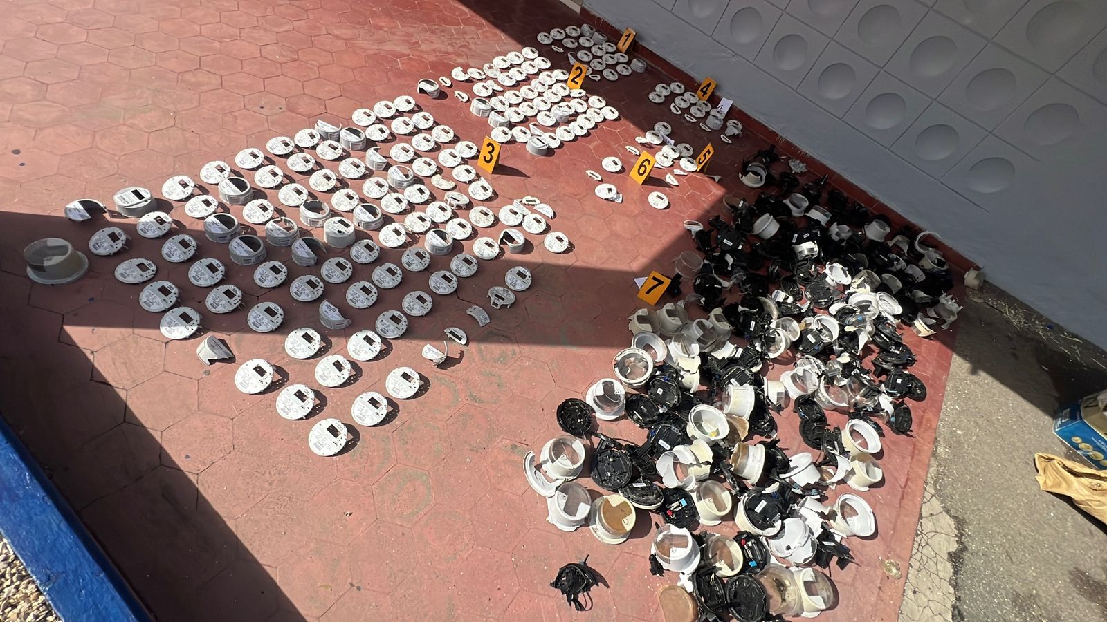 Contadores eléctricos: Policía Nacional desmantela centro de acopio de contadores eléctricos robados
