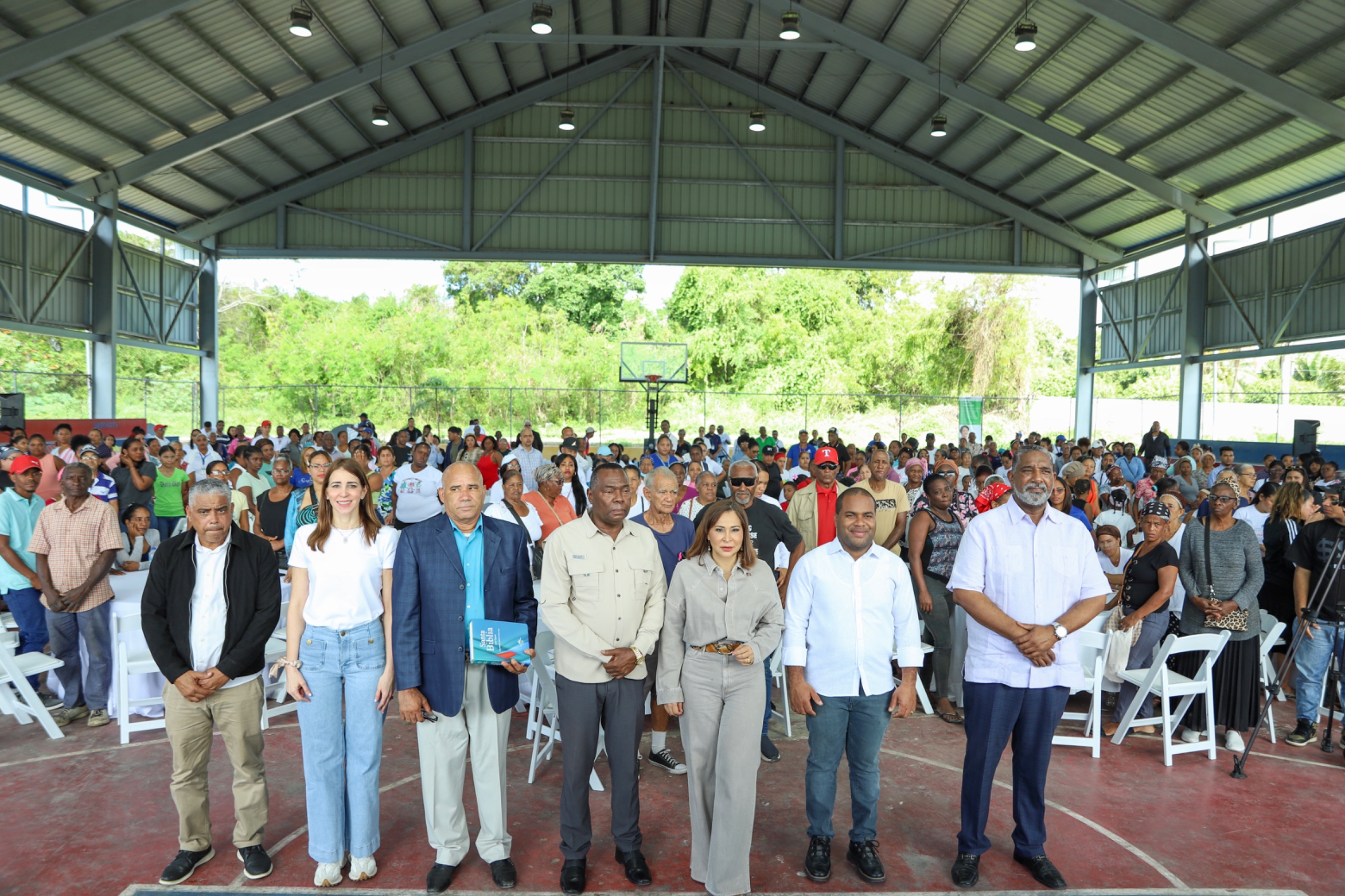 Bienestar social: Supérate impacta a más de 1,000 familias en El Capotillo y Boca Chica
