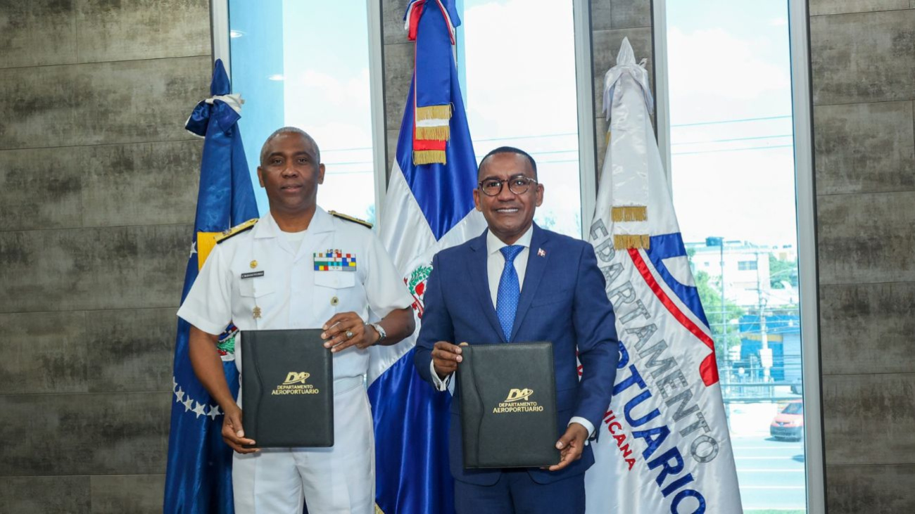 Departamento Aeroportuario y Armada Dominicana refuerzan cooperación para seguridad aeroportuaria