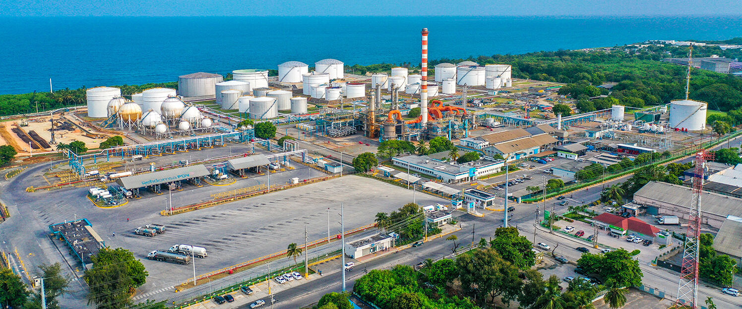 Reservas de combustible de Refidomsa cubrirían poco más de un mes en RD
