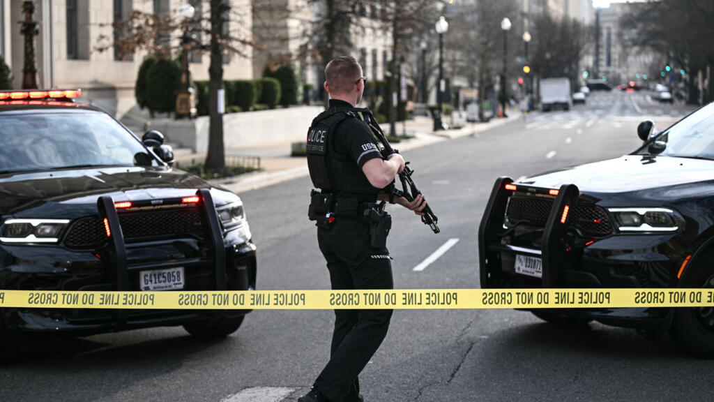 Furgoneta se estrella cerca de la Casa Blanca y activa cierre de seguridad