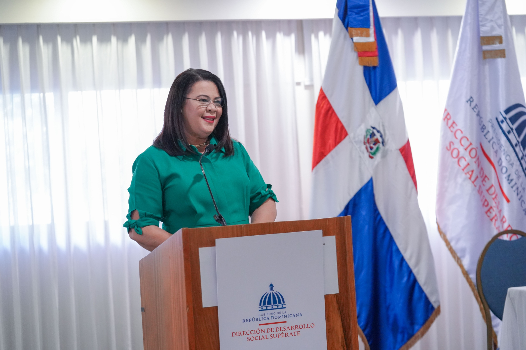 Supérate gradúa a 55 madres y padres en cuidados para personas con discapacidad