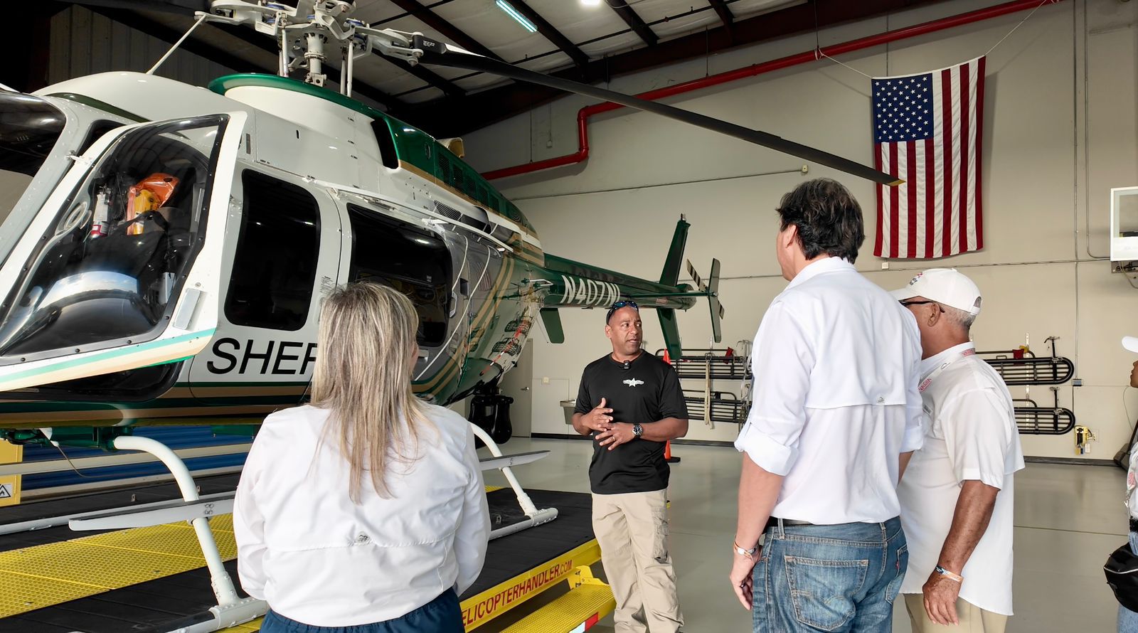 Delegación dominicana explora tecnología aérea tras visita técnica en Orlando 
