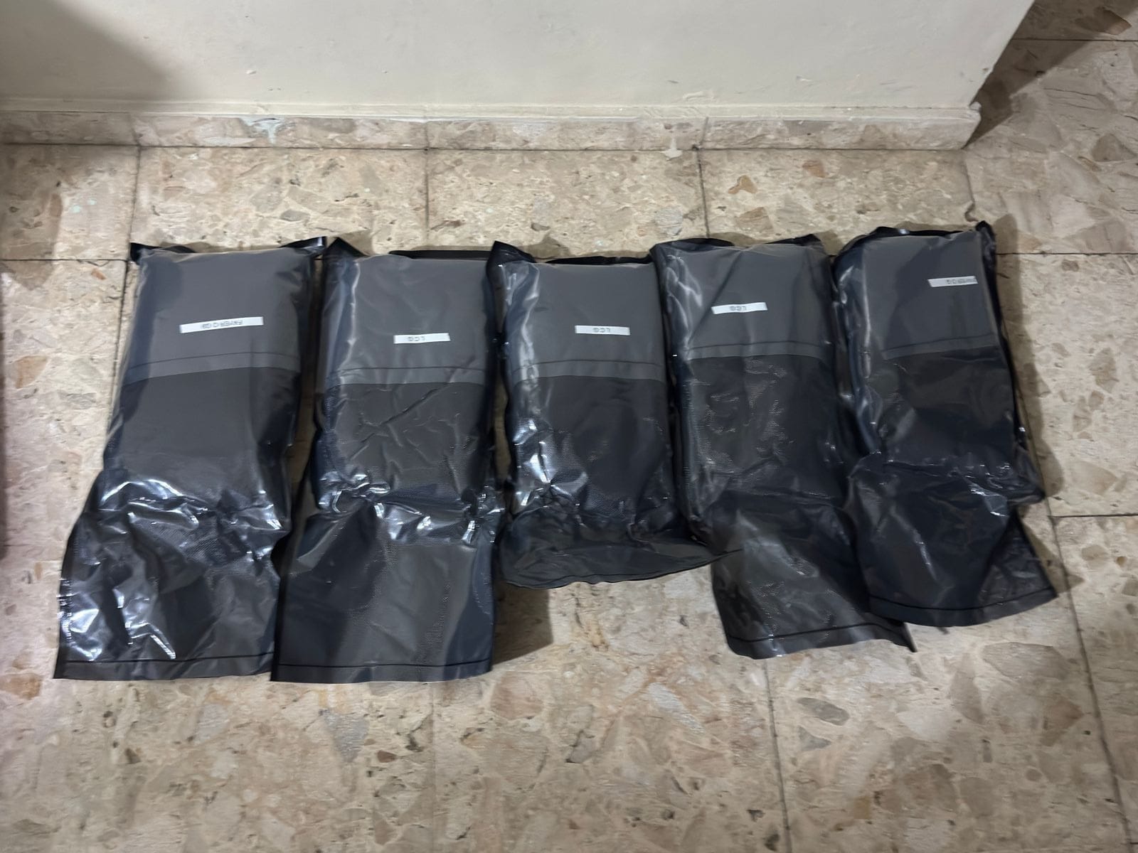 Autoridades arrestan a un hombre en San Francisco de Macorís con nueve paquetes de marihuana