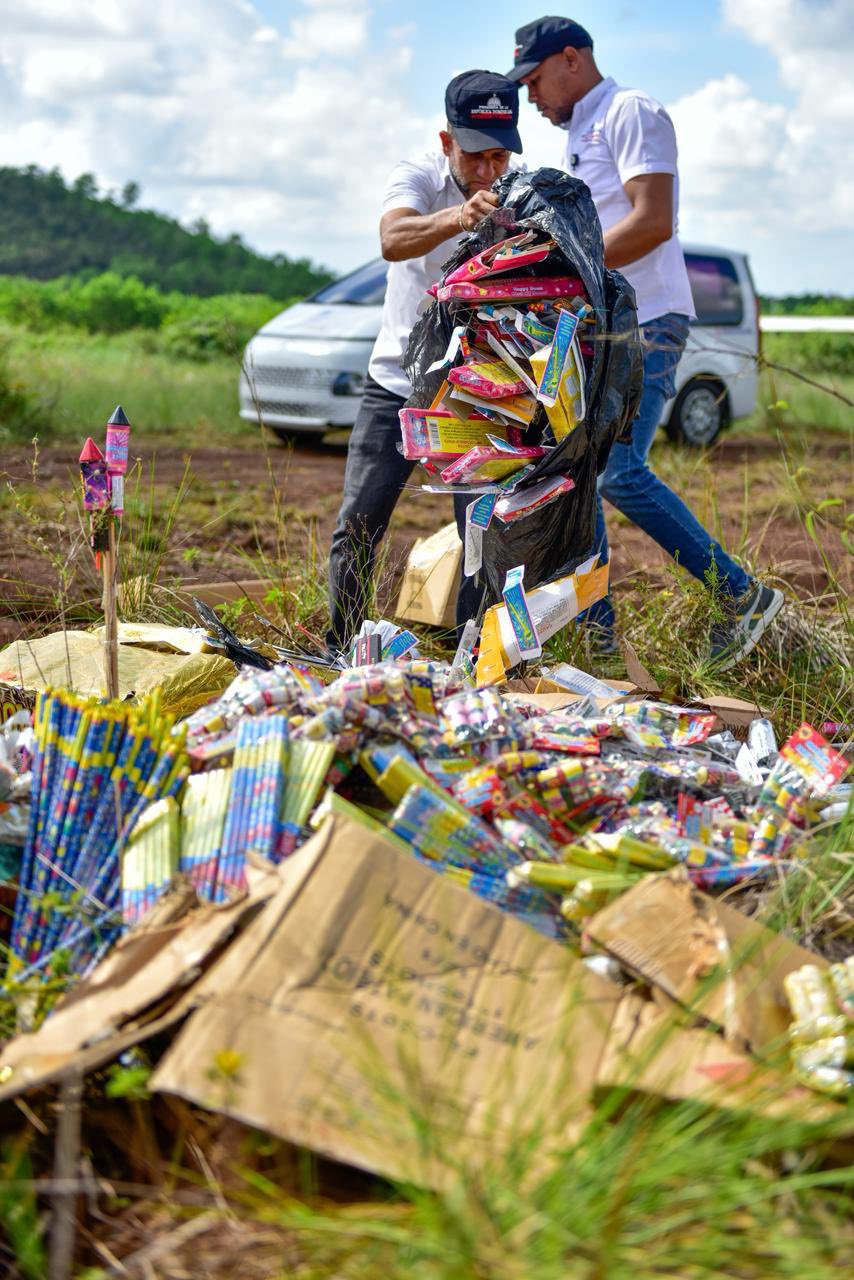 Pirotecnia ilegal: Interior y Policía elimina más de 10,000 fuegos artificiales