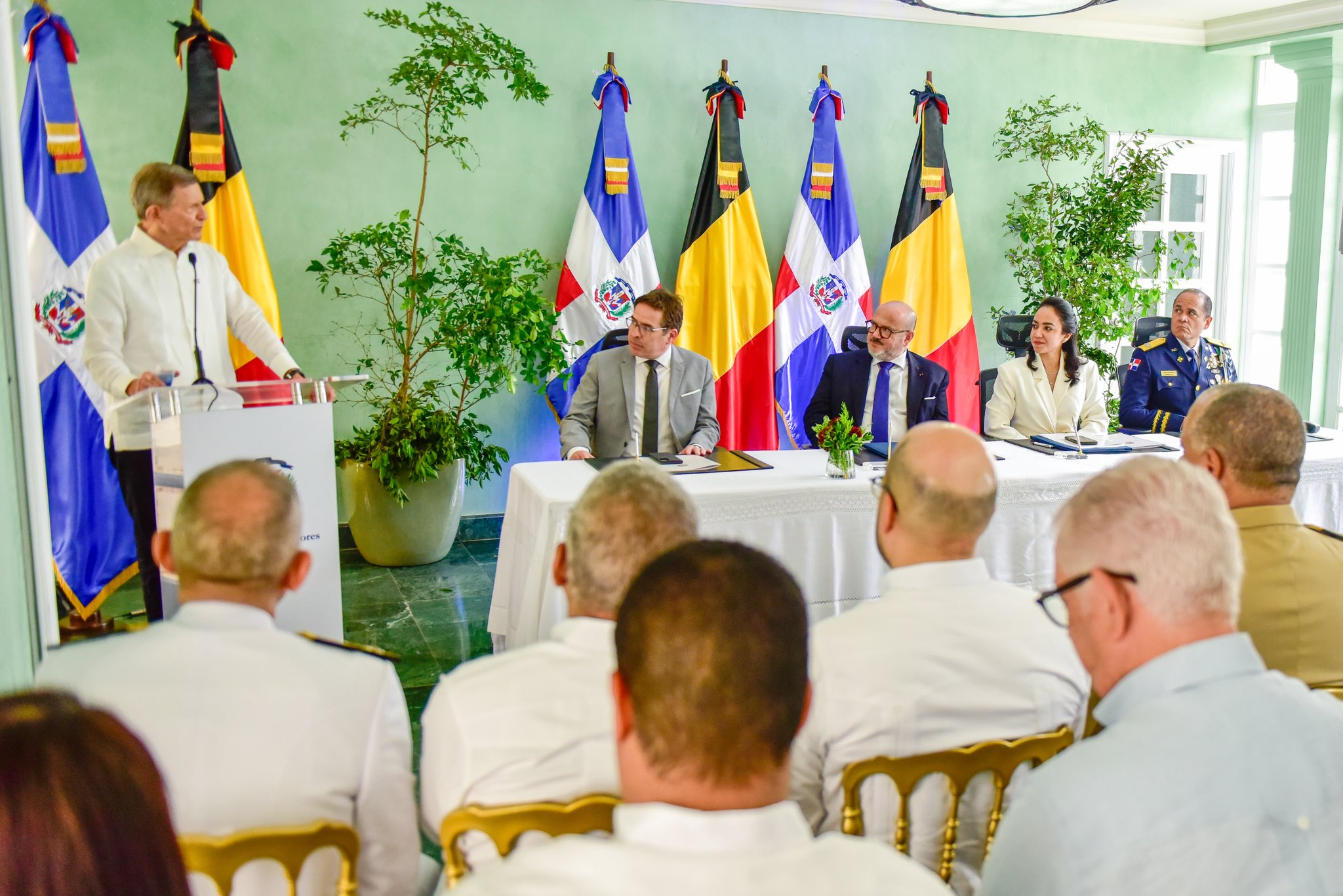 Cooperación policial: RD y Bélgica firman acuerdo contra el crimen organizado