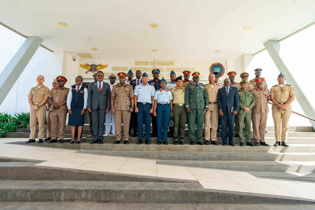 Ministerio de Defensa fortalece lazos internacionales con delegación de Kenia