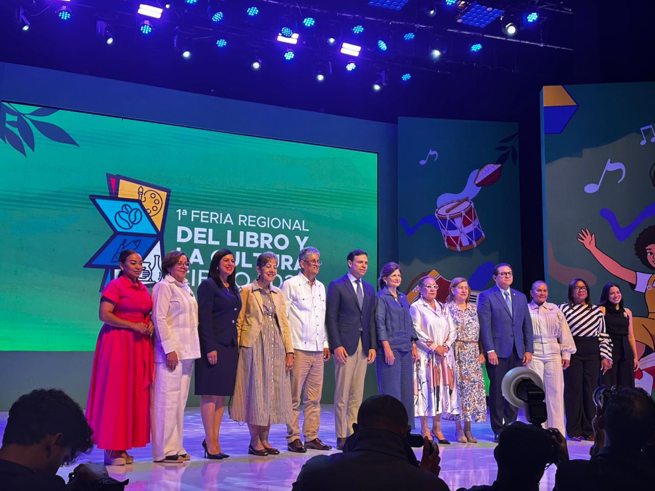 Hábito de lectura: Raquel Peña impulsa a jóvenes en Feria del Libro y la Cultura Cibao 2026