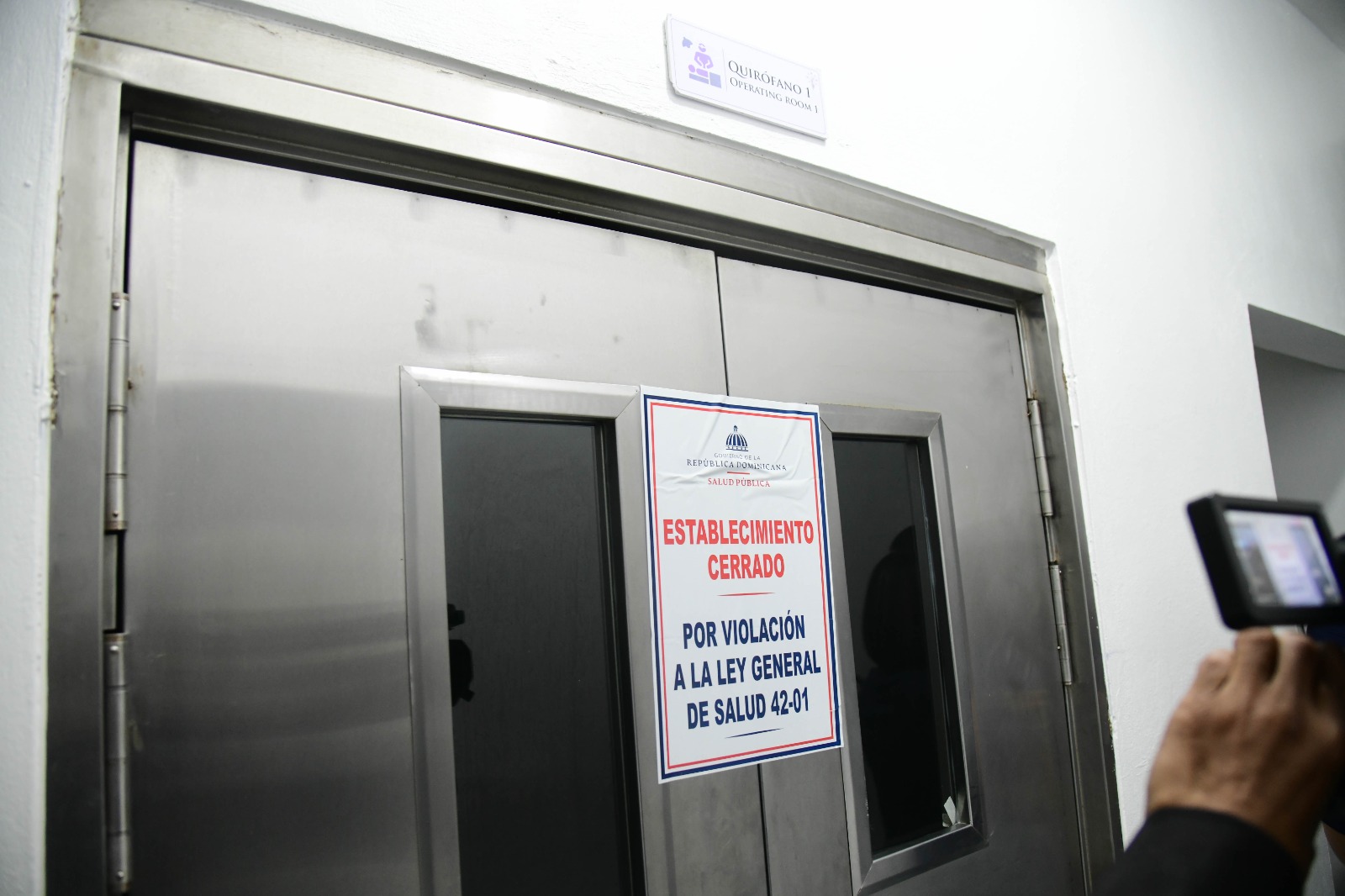 Cierre sanitario: Ministerio de Salud clausura quirófanos de CLIDEME por incumplimientos