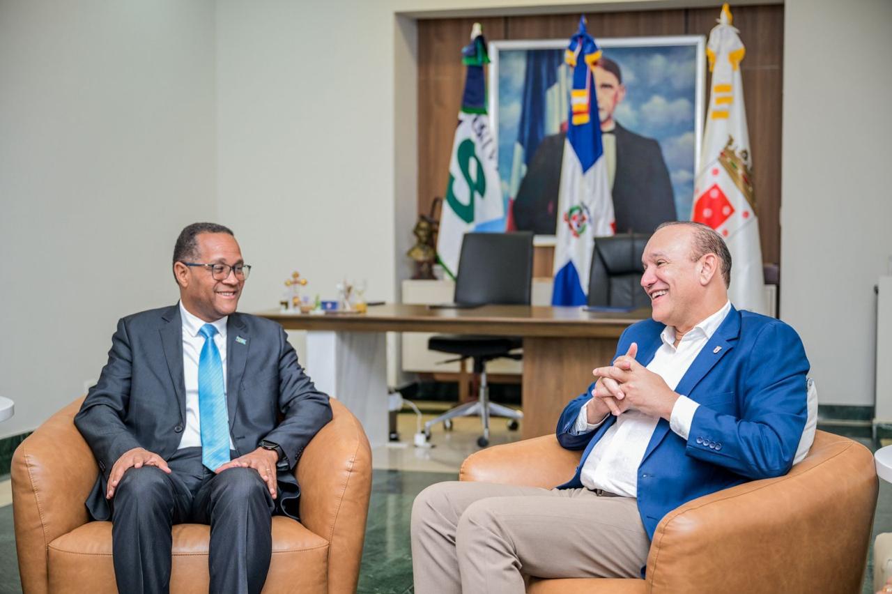 Alianza sostenible entre Ayuntamiento de Santiago e ISA impulsará proyectos conjuntos