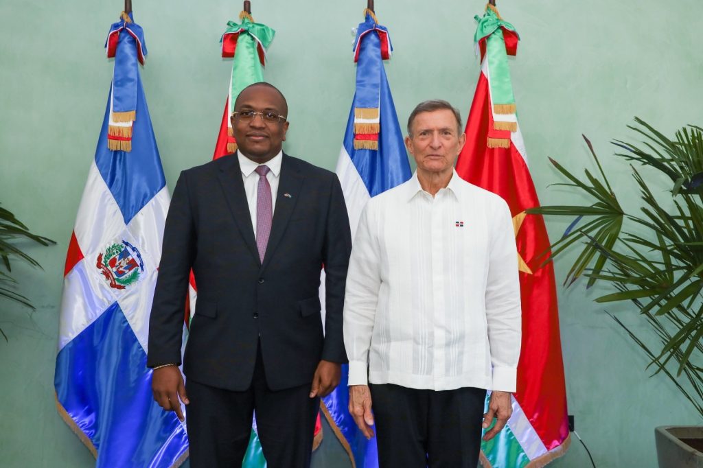 República Dominicana y Surinam refuerzan alianza estratégica bilateral