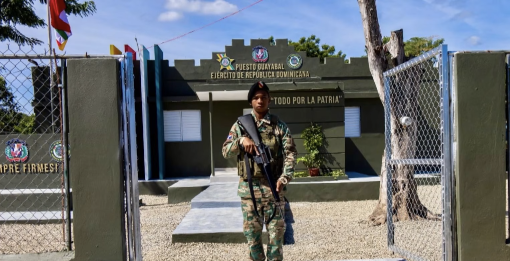Puesto militar de Guayapal fue reinaugurado por el Ejército para fortalecer la seguridad fronteriza en Elías Piña