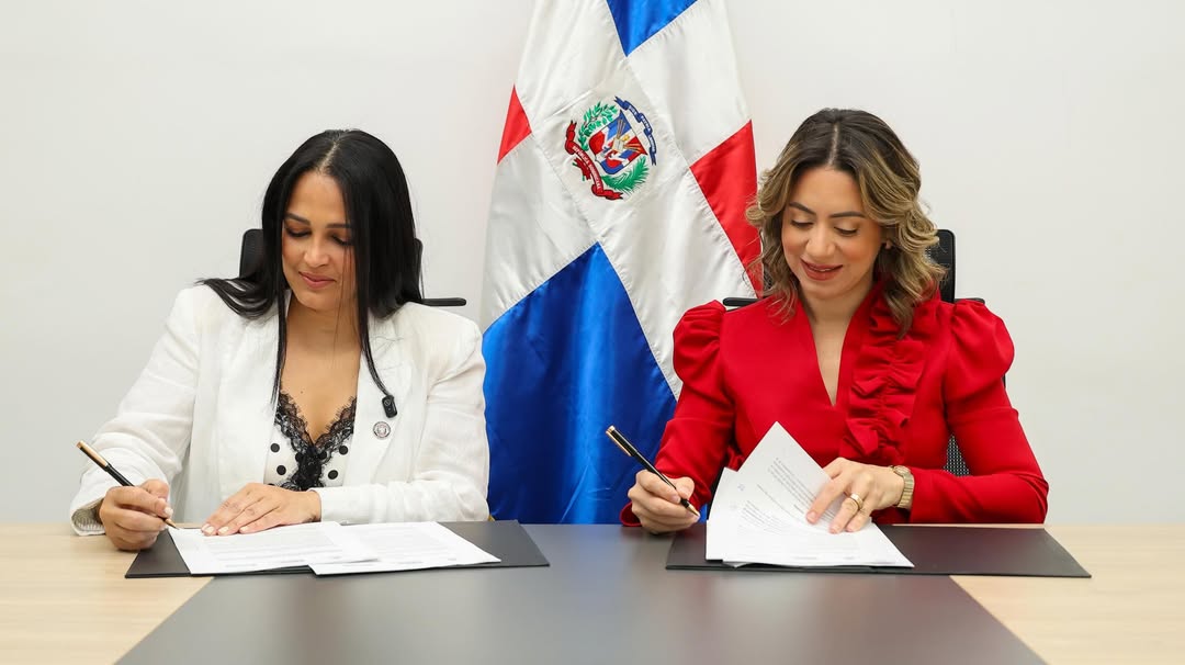 Mujeres dominicanas en España accederán a formación en liderazgo y desarrollo profesional mediante acuerdo entre Index y Madrid.